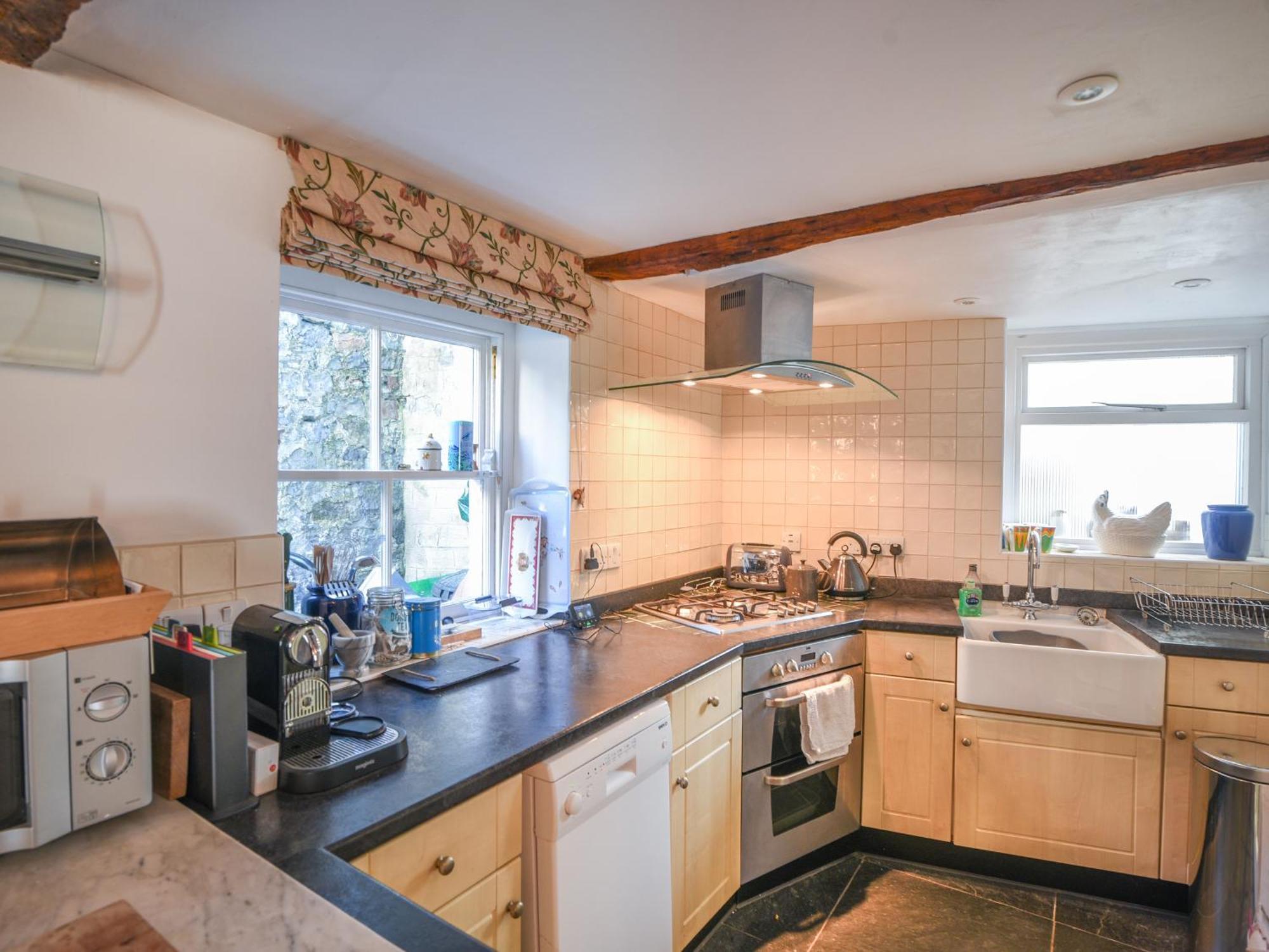 Naunton Cottage ライム・レジス エクステリア 写真