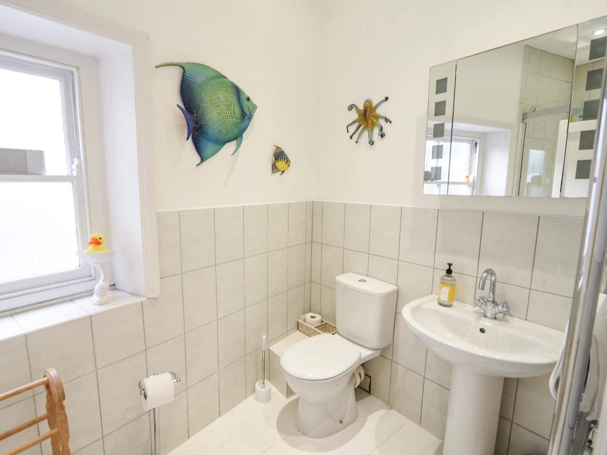 Naunton Cottage ライム・レジス エクステリア 写真