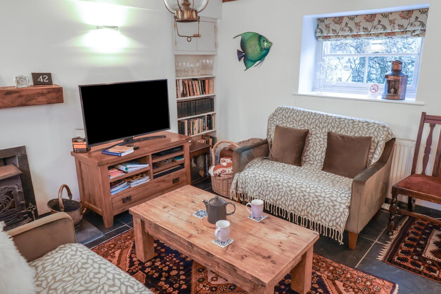 Naunton Cottage ライム・レジス エクステリア 写真